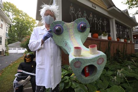 Artist Will Use 12 Foot Dragon For Social Distanced Trick Or Treating
