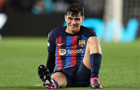 Pedri Milieu De Terrain Du Fc Barcelone Bless La Cuisse Droite