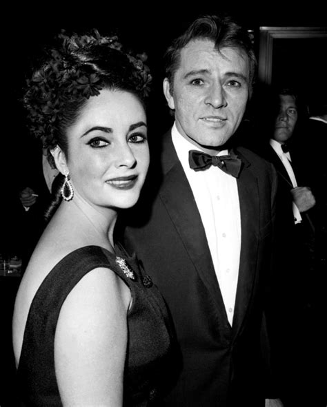 Elizabeth Taylor and Richard Burton, 1964 - Photos - Liz ...