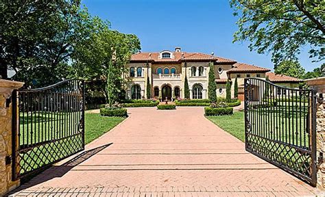 Tuscan Style Mansion In Dallas Tx By Bella Custom Homes Homes Of The