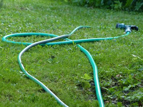 Inlet connections must be tight enough to prevent air from entering the system. Best Garden Hose UK Reviews 2021 - Find Which Hose Is Best ...