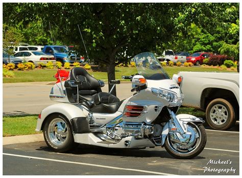 Is anyone aware of a 3 wheel conversion kit for the cc that has the dual wheels on the front? Honda Goldwing 3 Wheel Motorcycle - reviews, prices ...