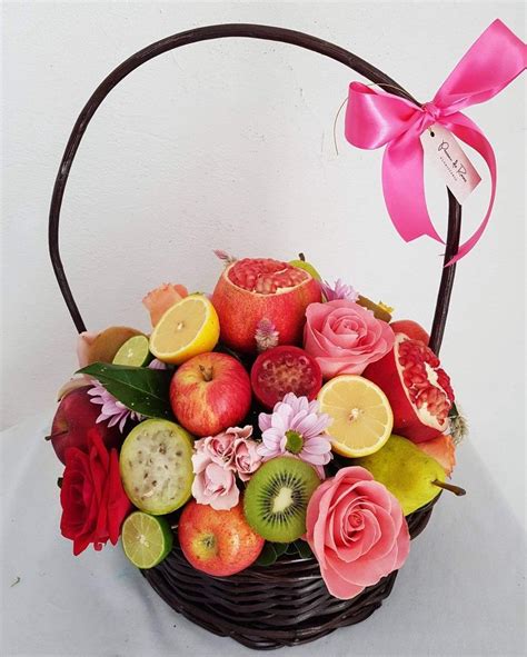 Canasta Con Frutas Y Flores Floral Wreath Wreaths Home Decor Fruits