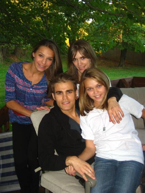 Paul And Siblings Paul Wesley Photo 27909947 Fanpop