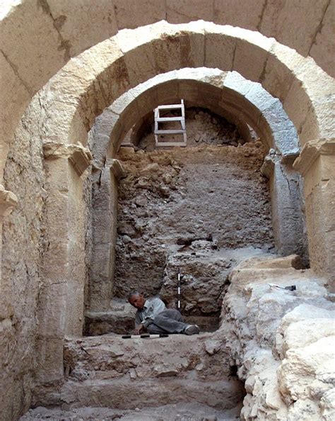 Archaeologists Unearth Spectacular Entryway To Herod The Greats Palace