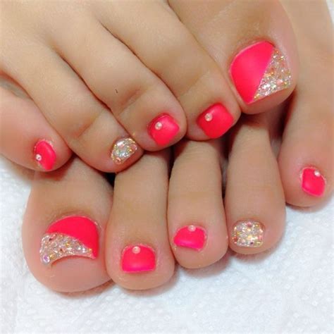 Coral Pink Gold Glitter Rhinestones Toe Nail Design Pepino