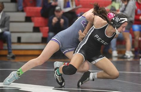 Photos High School Wrestlers Compete At Lady Longhorn Tournament