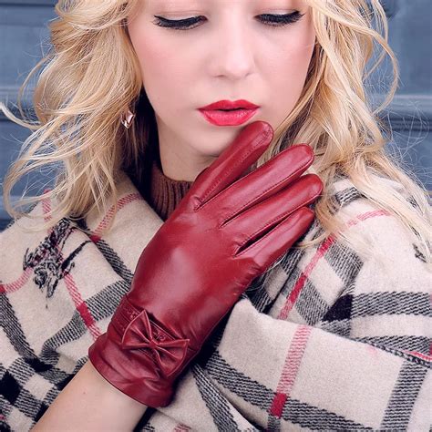 2017 Winter Female Genuine Leather Gloves Sheepskin Warm Plus Thick Velvet Fashion Elegant Bow