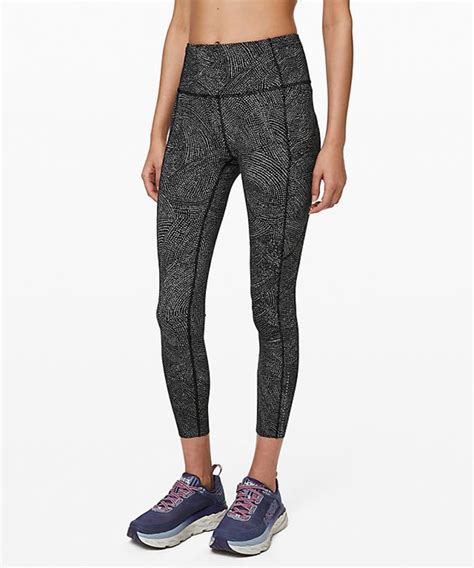 the best workout leggings according to fitness professionals