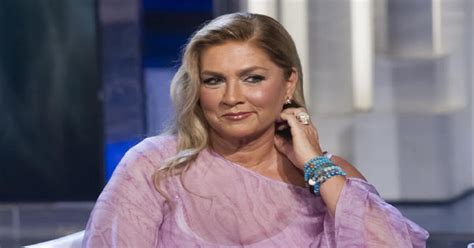 All vinyl cd dj equipment studio equipment. Romina Power lascia l'Italia per seguire il suo cuore ...