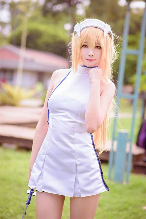 Ais Wallenstein Cosplay Beautifully Blonde Sankaku Complex