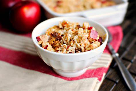 Запеченная овсянка с яблоком и корицей - рецепт с фотографиями - Patee Картинка - Запеченная овсянка с яблоком и корицей - рецепт с фотографиями - Patee