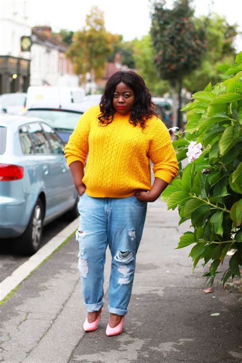 19 Outfit Ideas For Women With Big Thighs For Chic Look