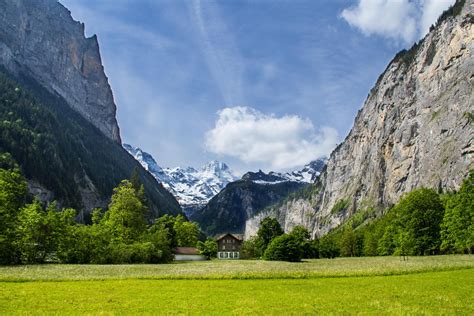 Lauterbrunnen Valley Waterfalls Switzerland Address Tickets And Tours