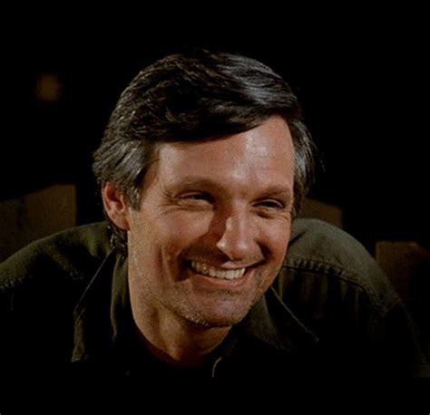 Alan Alda Mash Mash 4077 I Win Tv Shows Actors Humor Guys Humour