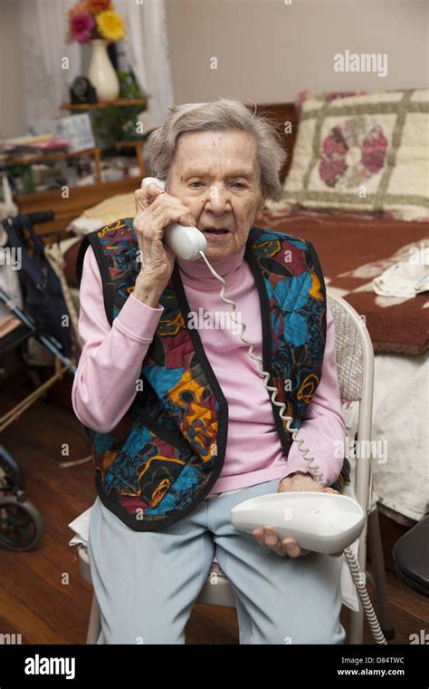 103 Year Old Woman Still Living Semi Independently In Her Apartment In