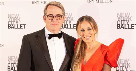 Flipboard Sex And The Citys Sarah Jessica Parker Nearly Falls Out Of