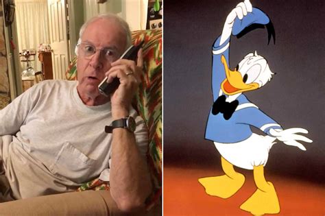 Man Flips The Script On Telemarketers With Donald Duck Voice
