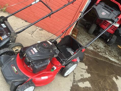 Unit has side discharge, rear discharge, and mulching capabilities. SOUTH KC/Grandview- OUTDOOR EQUIPMENT PLUS!!! | Equip-Bid