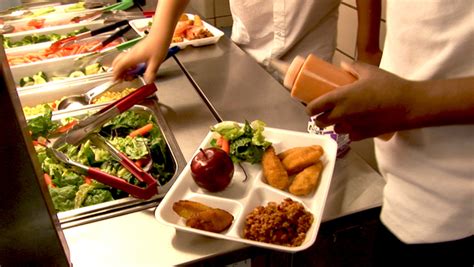 New York City A Pioneer In The School Lunch Revolution The New York Times
