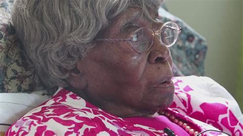 Hester ford, the oldest living american who was over 115 years old, has died, her family have said. Oldest woman in America, Hester Ford, turns 115 years old ...
