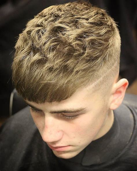 15 New Haircuts Hairstyles For Men With Thick Hair