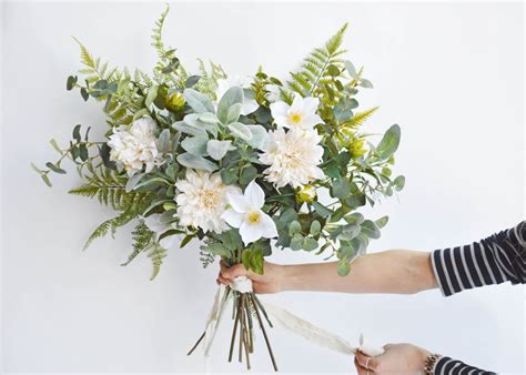 Perfect for making your diy bouquets, centerpieces, kissing balls, boutonnieres, cake flowers, or any other floral arrangements. DIY Greenery Bouquet in 2020 | Artificial wedding bouquets ...