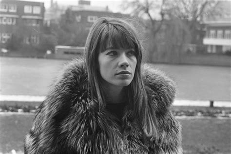 It is a question as mysterious and enigmatic as the living icon, herself. Françoise Hardy, égérie des sixties.