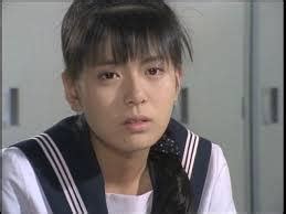 南野陽子のほくろが巨大化するが除去しないのか？について ...