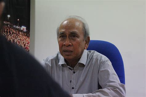 Yang benar, datuk yeop adlan b che ros calon pas, p.101 parlimen hulu langat. Bekas Duta sertai DAP kerana prestasi cemerlang di P ...