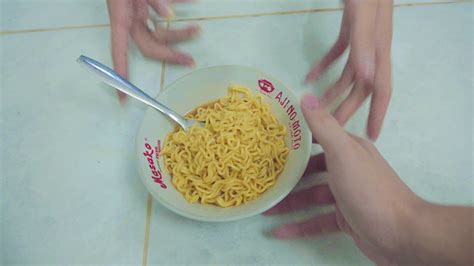 Mau tau keseruannya, tonton sampai. MIE GORENG KUAH - YouTube