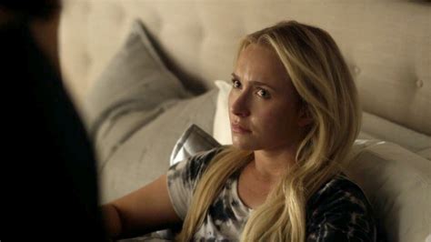 Hayden Panettiere Has A Meltdown In Nashville Season Premiere With An Et Cameo Exclusive