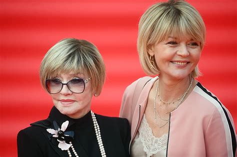 Мать — алентова ирина николаевна, актриса, работавшая во многих театрах ссср. Юлия Меньшова показала молодую Веру Алентову :: Новости ...