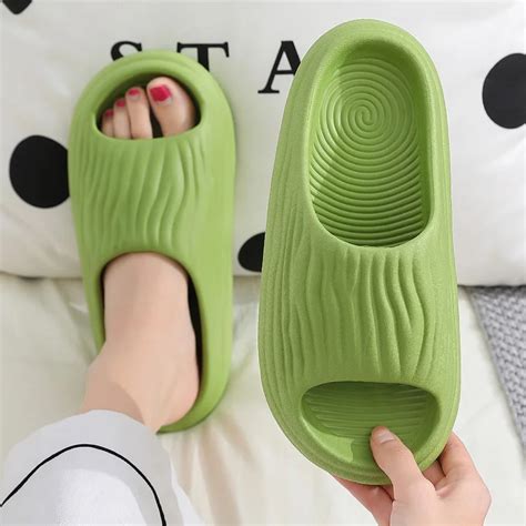 Beach Shoes Fashion Indoor Womens Home Slippers Lightweight Slippers Anti Slip Soft Sole
