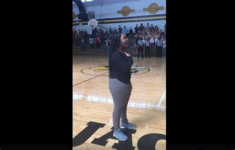 Girl Incredibly Sings National Anthem With No Mic Video