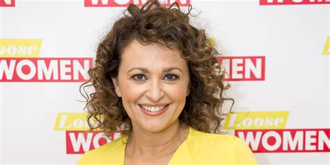 Bit.ly/1kya9sv nadia sawalha shows lorraine how to make a curry in a. Loose Women's Nadia Sawalha Reveals She Attends Overeaters ...