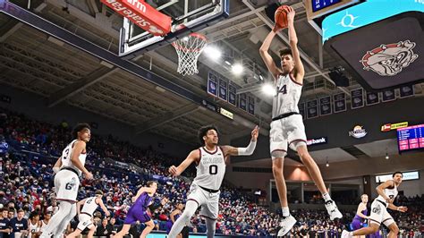 Gonzaga Vs Byu Prediction And Odds Bulldogs To Stay Undefeated In Wcc