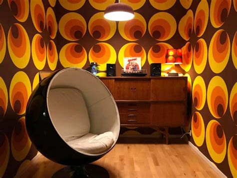 10 Of The Best 1970s Style Wallpaper Retro To Go