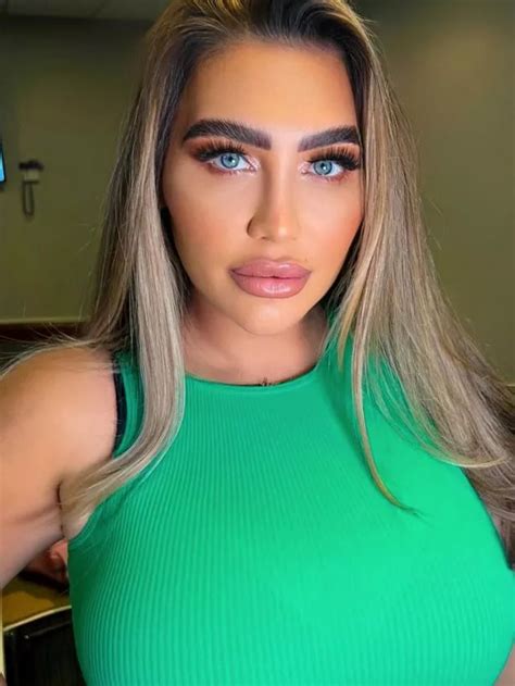 Lauren Goodger Pays Tribute To Late Daughter Lorena And Says Shes Up