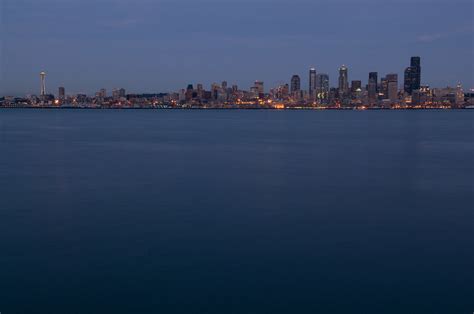 Seattle Twilight The Seattle Skyline Over Puget Sound Sho Flickr