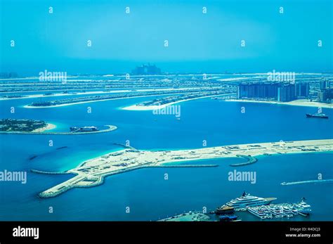 Palm Island Dubai Aerial Hi Res Stock Photography And Images Alamy