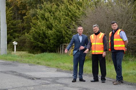 Parramatta councillor benjamin barrak has said that the council is using industrial crayons instead of chalk which goes against the parking policy. Contracts awarded for road upgrades | Pakenham Gazette