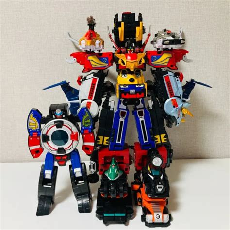 BANDAI JAPAN DX Megazord Power Rangers RPM Super Sentai Go Onger Engine