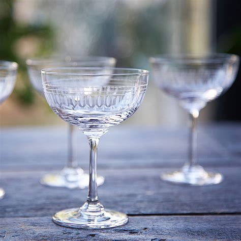 Pair Of Ovals Champagne Saucers By The Vintage List