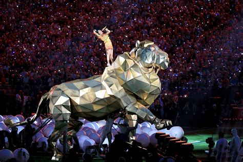 Watch Katy Perry Roar And Soar During Super Bowl Halftime Show