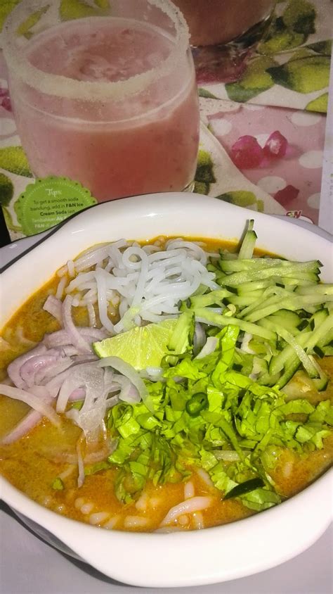 Laksa lemak kelantan dari achik. namakucella: LAKSA KUAH LEMAK.KEDAH