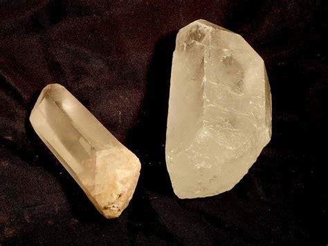 Quartz Crystal Natural Minerals Crystals And Gemstones Natural