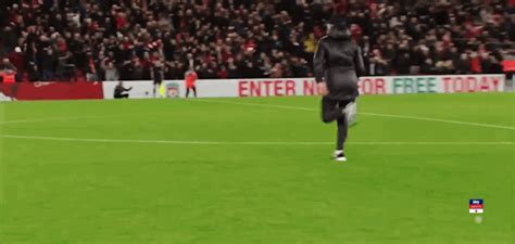 If we talk about kean is because the serie a is almost finished (the bianconeri's advantage grow to +18) and the real battle is for the top scorers (actually there's quagliarella on top), the fourth place. everton on Tumblr