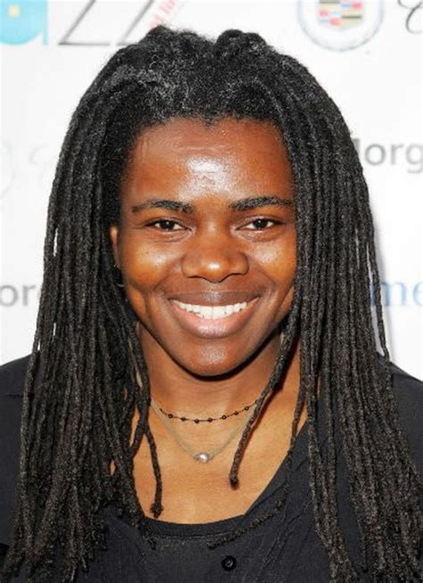 Singer Tracy Chapman had music shaped by early life: Women's History