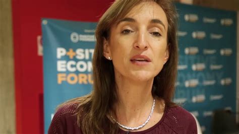 Paola Duran Ventura, endocrinologue pédiatre - YouTube